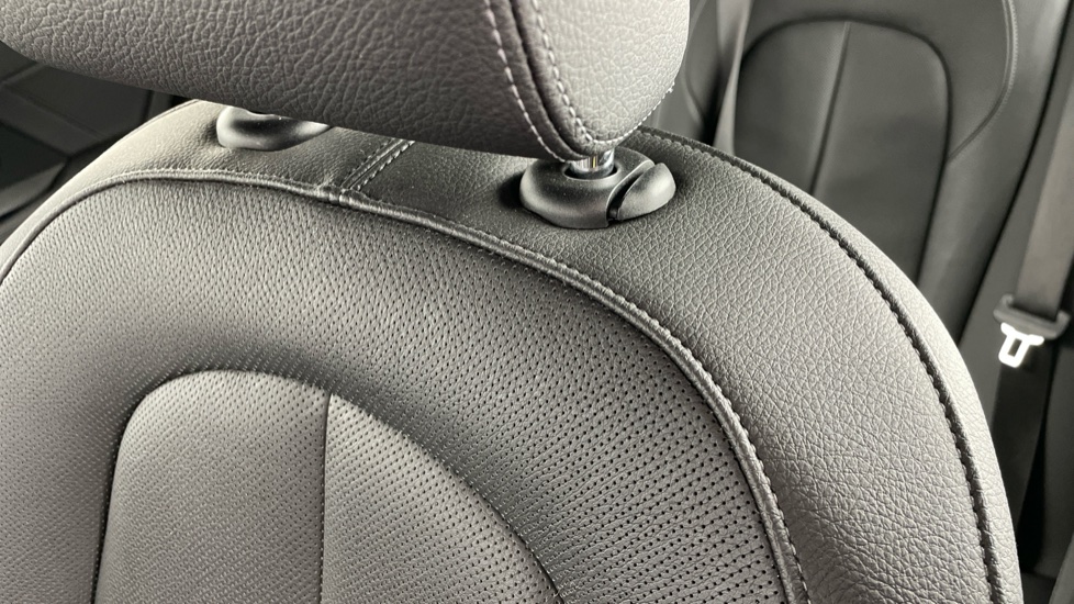 BMW 2 Series 218i [136] M Sport 4dr DCT Petrol Saloon - Image 29