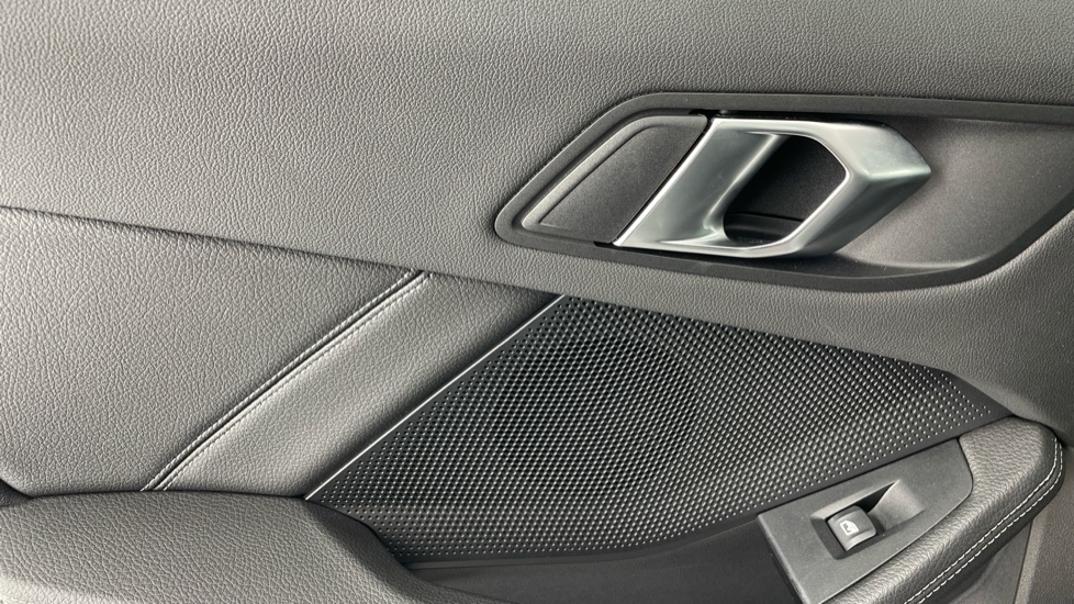 BMW 2 Series 218i [136] M Sport 4dr DCT Petrol Saloon - Image 31