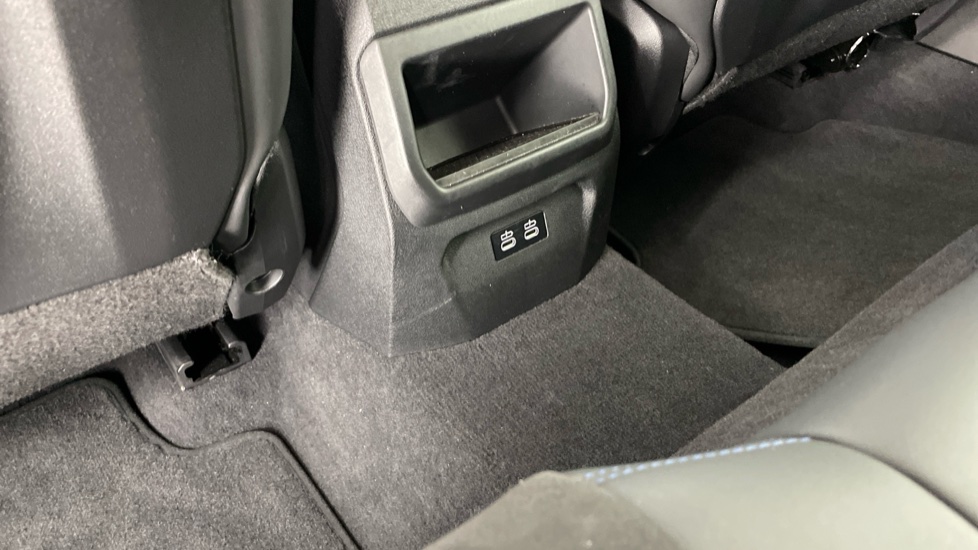 BMW 1 Series 120 Sport 5dr Step Auto Petrol Hatchback - Image 33