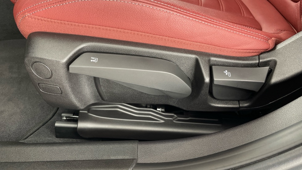 BMW 3 Series M340i xDrive MHT 4dr Step Auto Petrol Saloon - Image 28