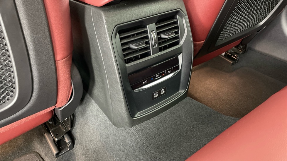 BMW 3 Series M340i xDrive MHT 4dr Step Auto Petrol Saloon - Image 33