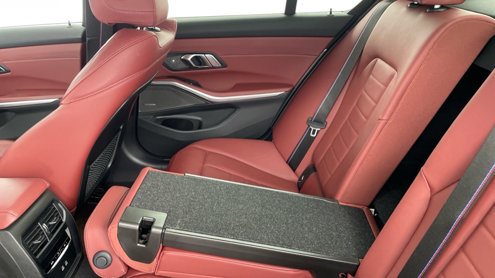 BMW 3 Series M340i xDrive MHT 4dr Step Auto Petrol Saloon - Image 37