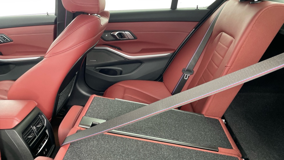 BMW 3 Series M340i xDrive MHT 4dr Step Auto Petrol Saloon - Image 38