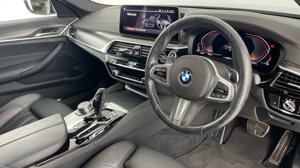BMW 5 Series 520d MHT M Sport 4dr Step Auto [Pro Pack] Diesel Saloon - Image 6
