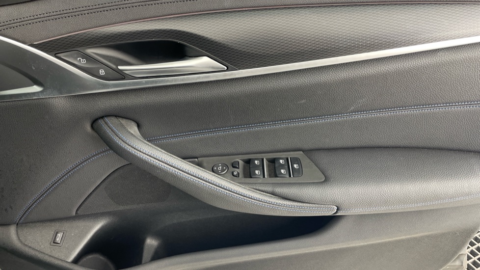 BMW 5 Series 520d MHT M Sport 4dr Step Auto [Pro Pack] Diesel Saloon - Image 44