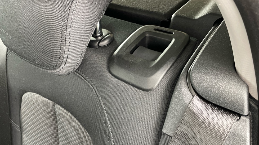 BMW 1 Series 118i SE 5dr Petrol Hatchback - Image 33