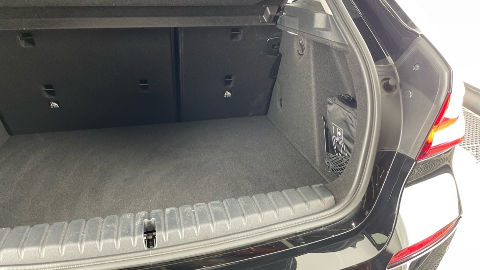BMW 1 Series 118i SE 5dr Petrol Hatchback - Image 36