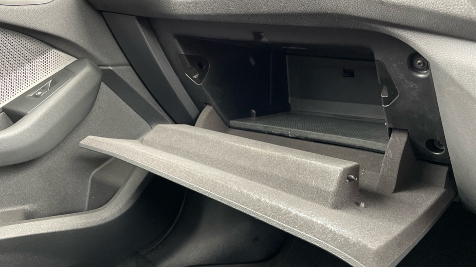BMW 1 Series 118i SE 5dr Petrol Hatchback - Image 65