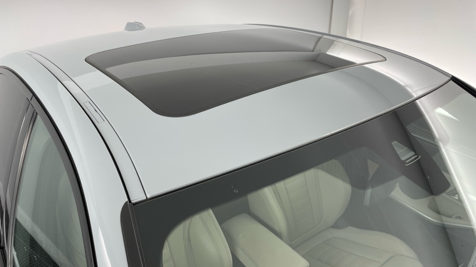 BMW 3 Series M340d xDrive MHT 4dr Step Auto Diesel Saloon - Image 21