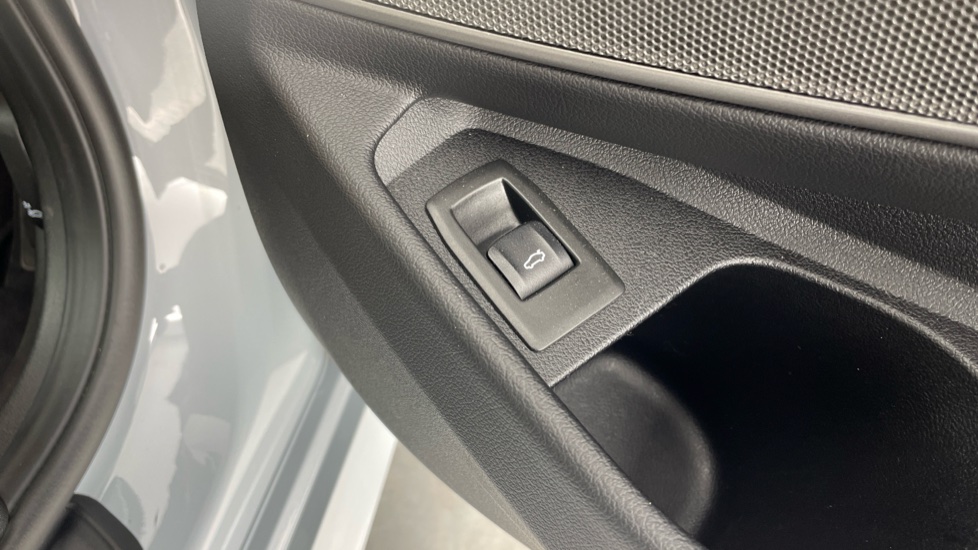 BMW 3 Series M340d xDrive MHT 4dr Step Auto Diesel Saloon - Image 50