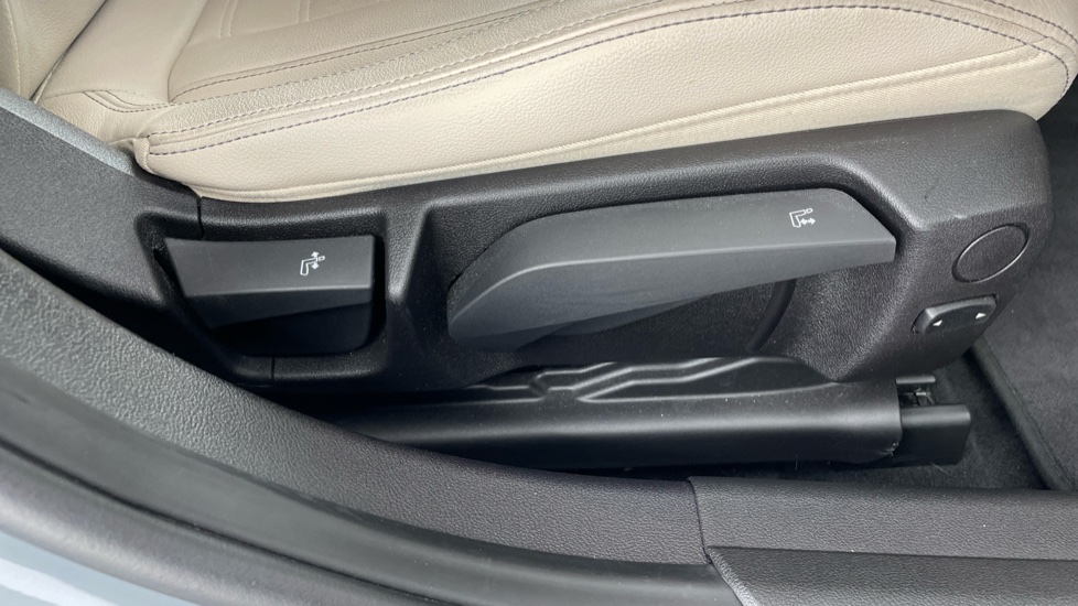 BMW 3 Series M340d xDrive MHT 4dr Step Auto Diesel Saloon - Image 51
