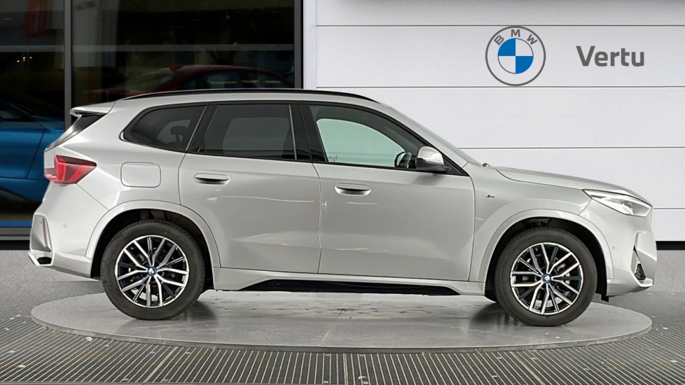 BMW iX1 150kW eDrive20 M Sport 65kWh 5dr Auto Electric Estate - Image 3