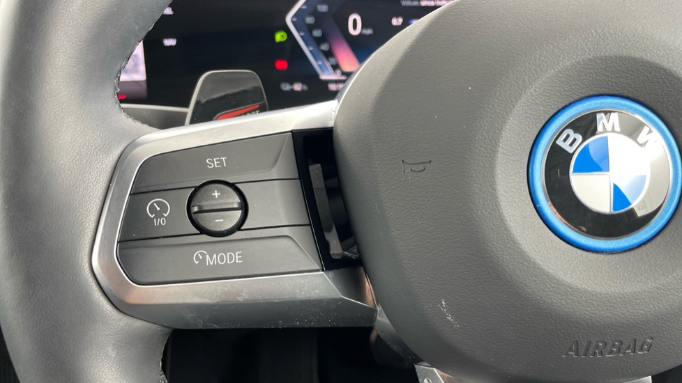 BMW iX1 150kW eDrive20 M Sport 65kWh 5dr Auto Electric Estate - Image 17
