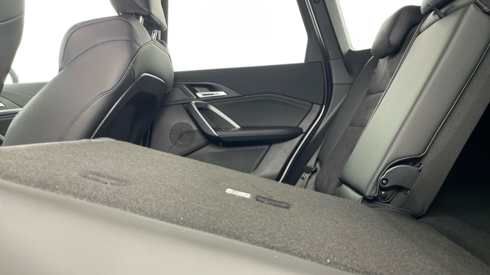 BMW iX1 150kW eDrive20 M Sport 65kWh 5dr Auto Electric Estate - Image 31