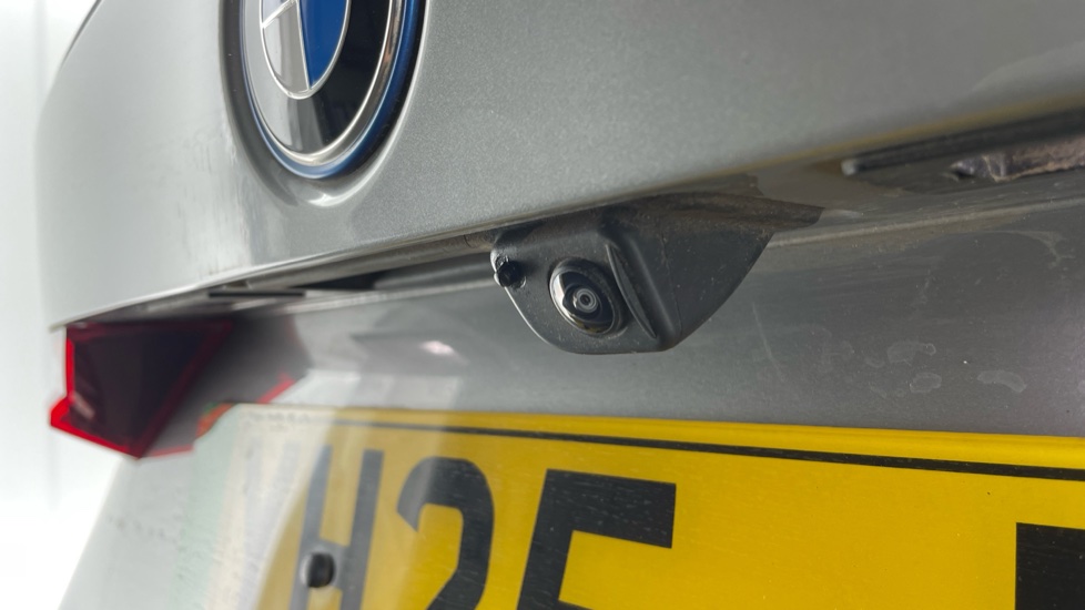 BMW iX1 150kW eDrive20 M Sport 65kWh 5dr Auto Electric Estate - Image 36
