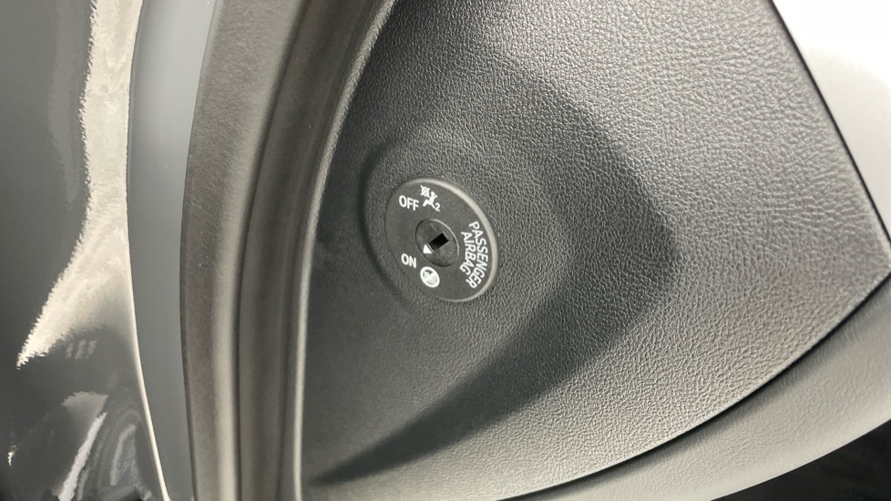 BMW M4 xDrive Competition M 2dr Step Auto [Ultimat Pk] Petrol Coupe - Image 32