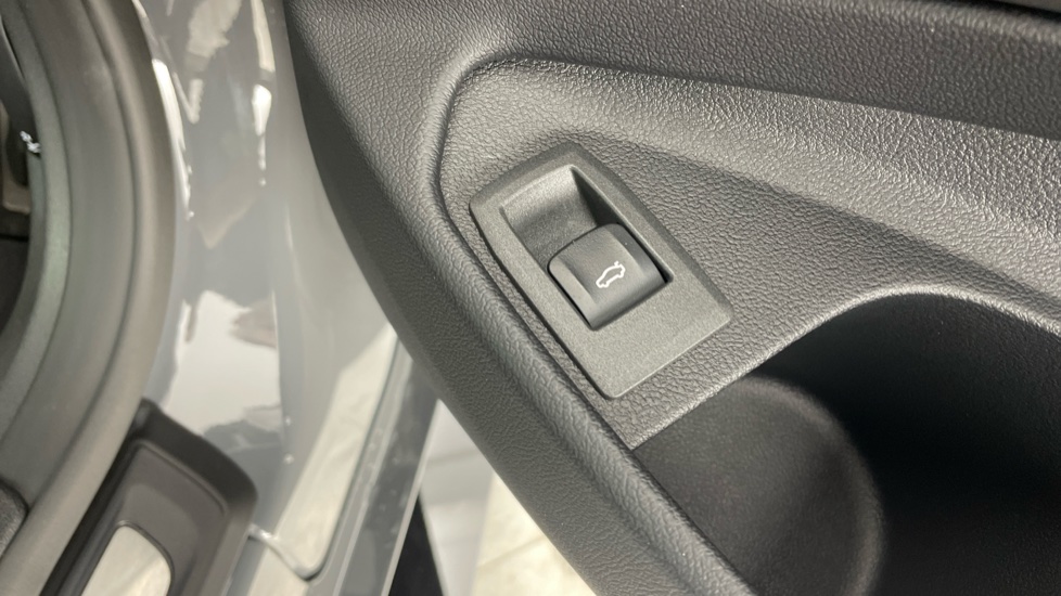 BMW M4 xDrive Competition M 2dr Step Auto [Ultimat Pk] Petrol Coupe - Image 49