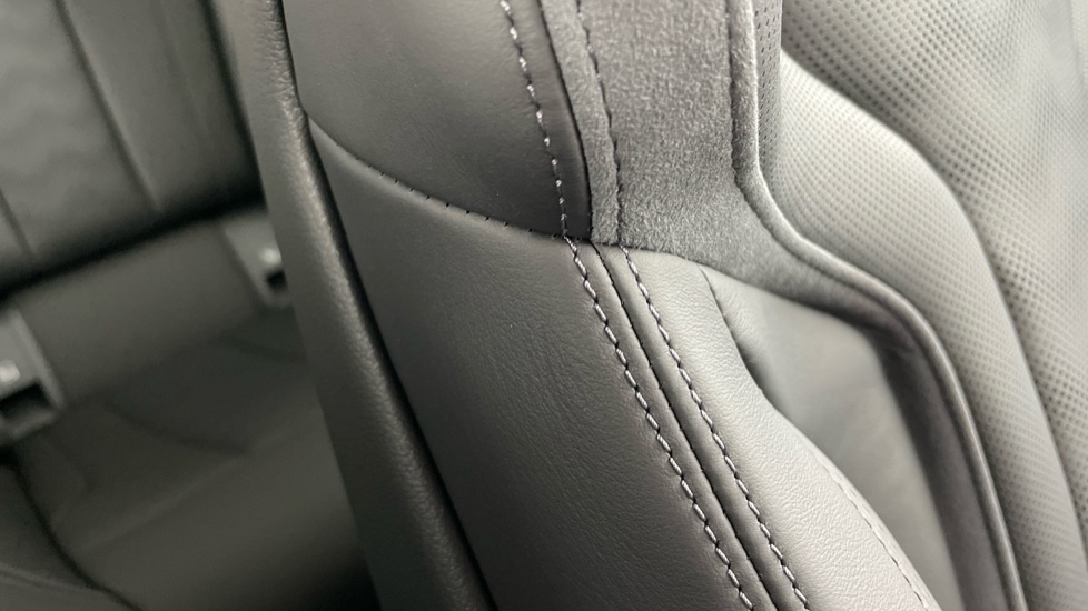 BMW M4 xDrive Competition M 2dr Step Auto [Ultimat Pk] Petrol Coupe - Image 75
