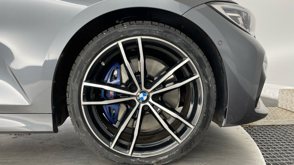 BMW 3 Series 330i M Sport 4dr Step Auto Petrol Saloon - Image 14
