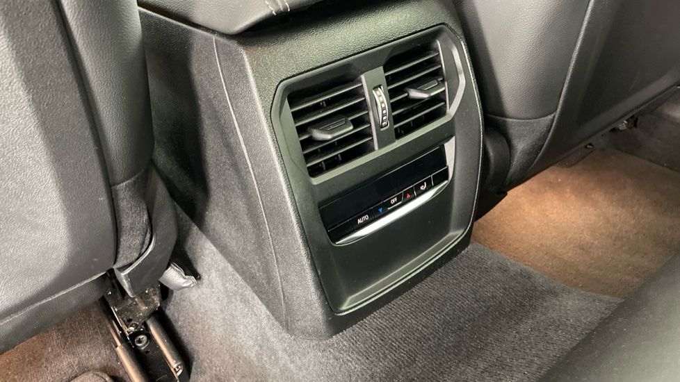 BMW 3 Series 330i M Sport 4dr Step Auto Petrol Saloon - Image 31