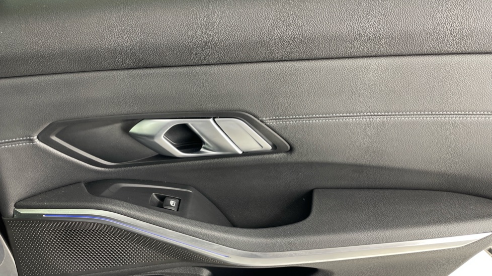 BMW 3 Series 330i M Sport 4dr Step Auto Petrol Saloon - Image 43