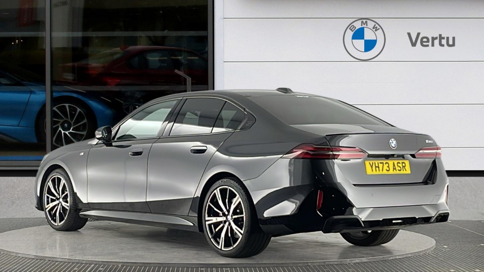 BMW 5 Series 520i M Sport Pro 4dr Auto Petrol Saloon - Image 2