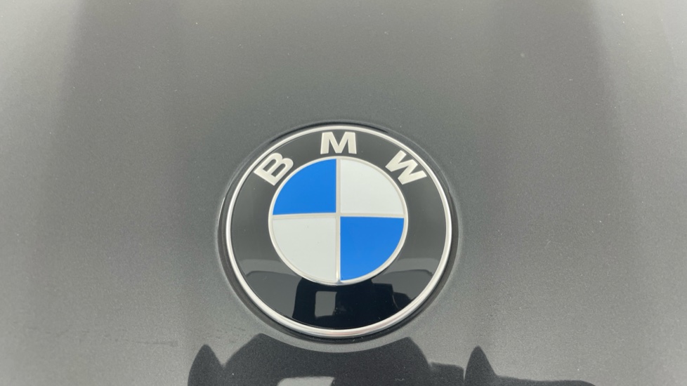 BMW 5 Series 520i M Sport Pro 4dr Auto Petrol Saloon - Image 24