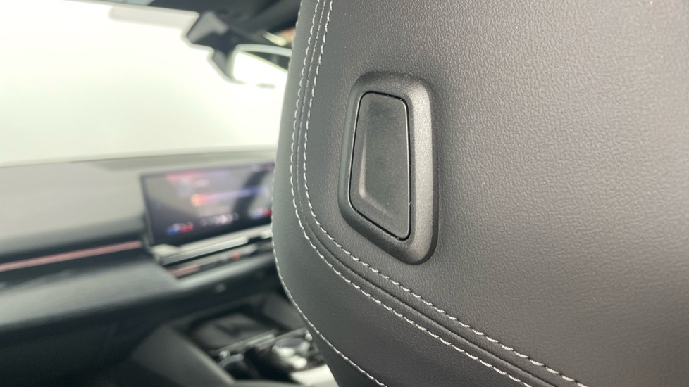 BMW 5 Series 520i M Sport Pro 4dr Auto Petrol Saloon - Image 28