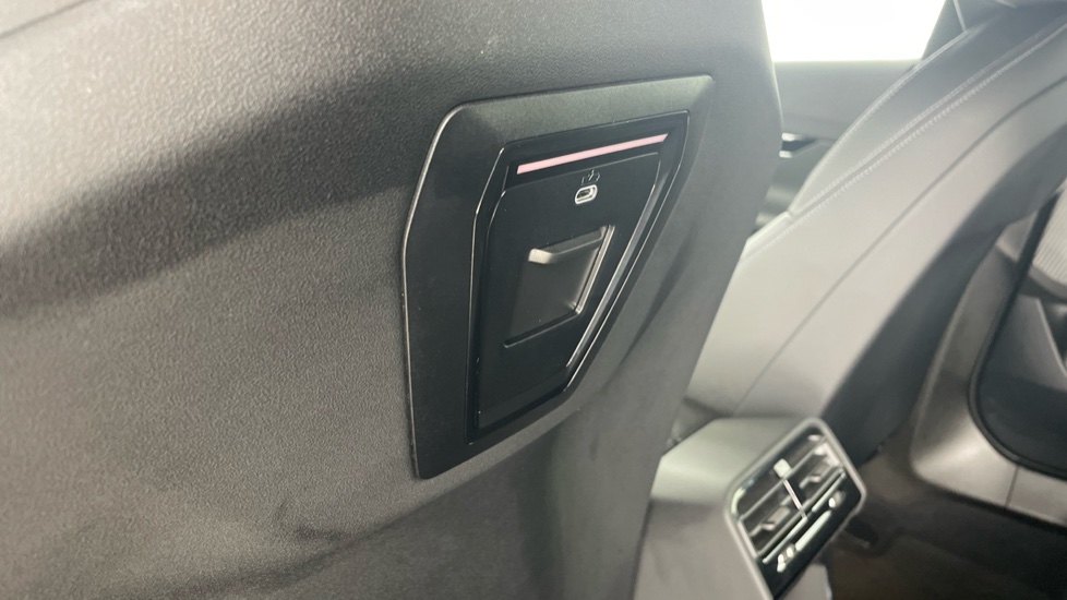 BMW 5 Series 520i M Sport Pro 4dr Auto Petrol Saloon - Image 30