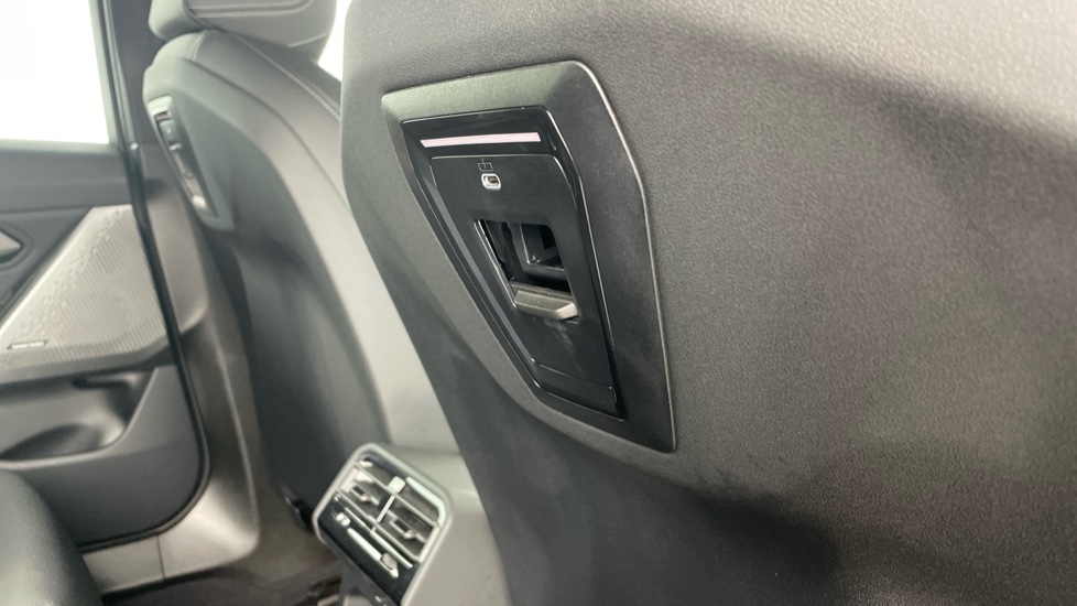BMW 5 Series 520i M Sport Pro 4dr Auto Petrol Saloon - Image 47
