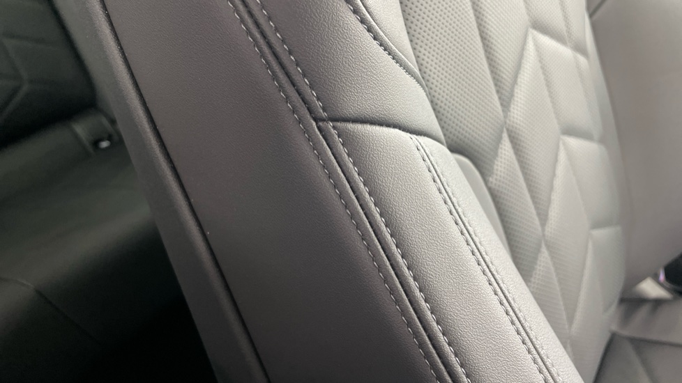 BMW 5 Series 520i M Sport Pro 4dr Auto Petrol Saloon - Image 73