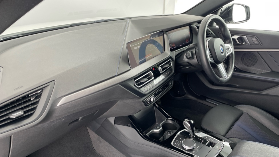 BMW 2 Series 218i [136] M Sport 4dr DCT Petrol Saloon - Image 7