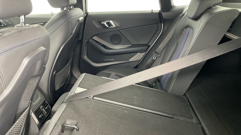 BMW 2 Series 218i [136] M Sport 4dr DCT Petrol Saloon - Image 39