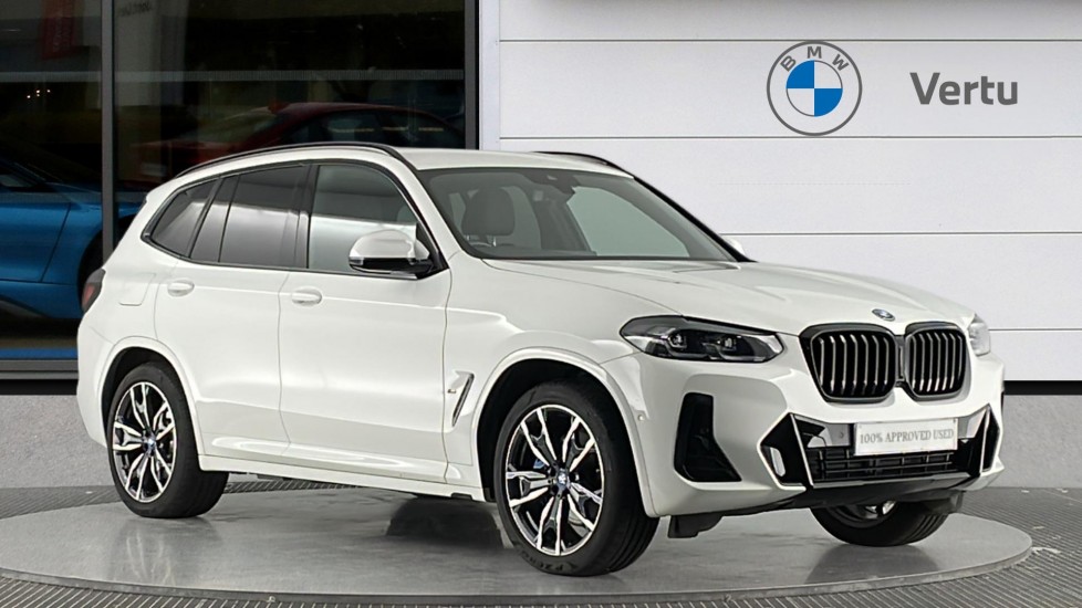 BMW X3 xDrive 30e M Sport 5dr Auto Estate - Image 1