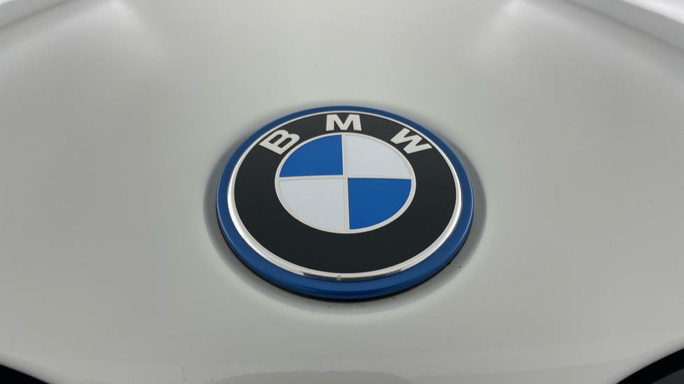 BMW X3 xDrive 30e M Sport 5dr Auto Estate - Image 24