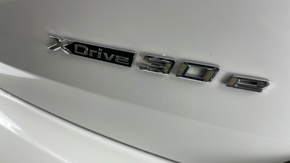 BMW X3 xDrive 30e M Sport 5dr Auto Estate - Image 46