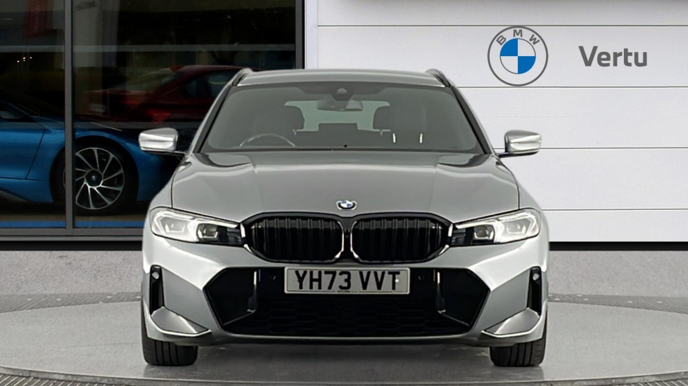 BMW 3 Series 320i M Sport 5dr Step Auto Petrol Estate - Image 16