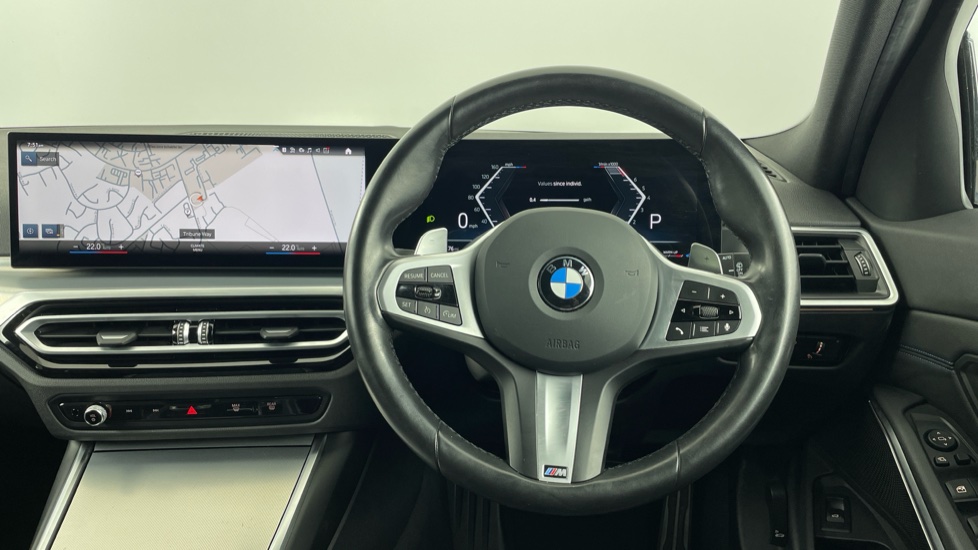 BMW 3 Series 320i M Sport 5dr Step Auto Petrol Estate - Image 5