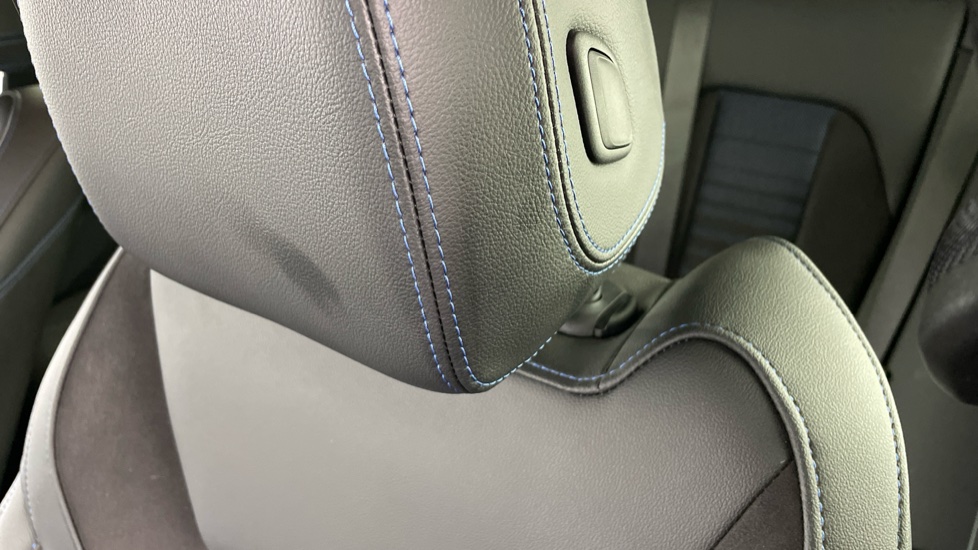 BMW 3 Series 320i M Sport 5dr Step Auto Petrol Estate - Image 30