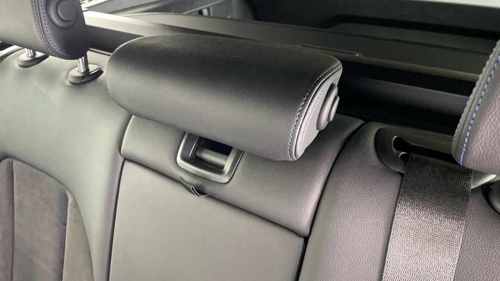 BMW 3 Series 320i M Sport 5dr Step Auto Petrol Estate - Image 36