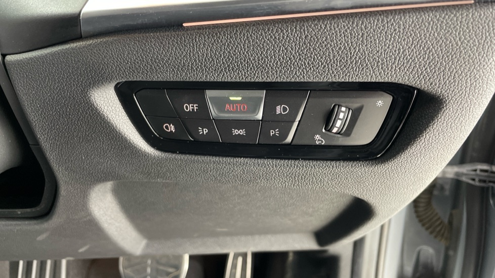 BMW 3 Series 320i M Sport 5dr Step Auto Petrol Estate - Image 58