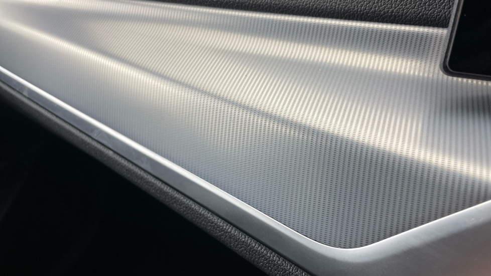 BMW 3 Series 320i M Sport 5dr Step Auto Petrol Estate - Image 76