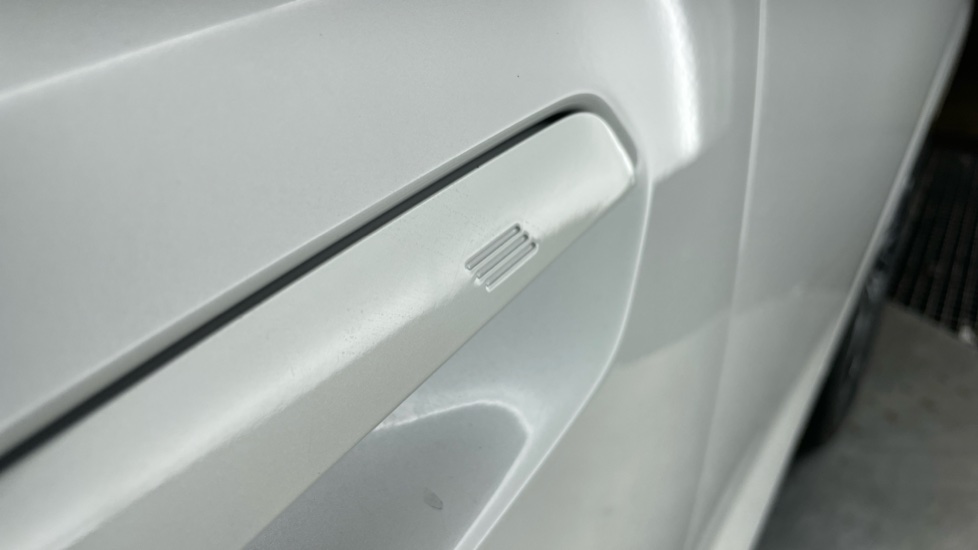 BMW X1 xDrive 23i MHT M Sport 5dr Step Auto Petrol Estate - Image 27