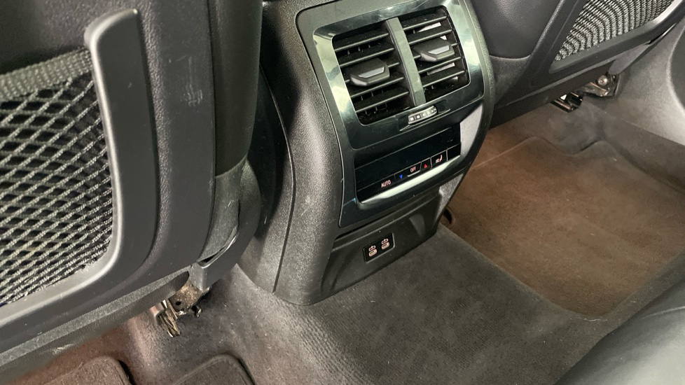 BMW X3 xDrive20d MHT M Sport 5dr Step Auto [Tech/Pro Pk] Diesel Estate - Image 34