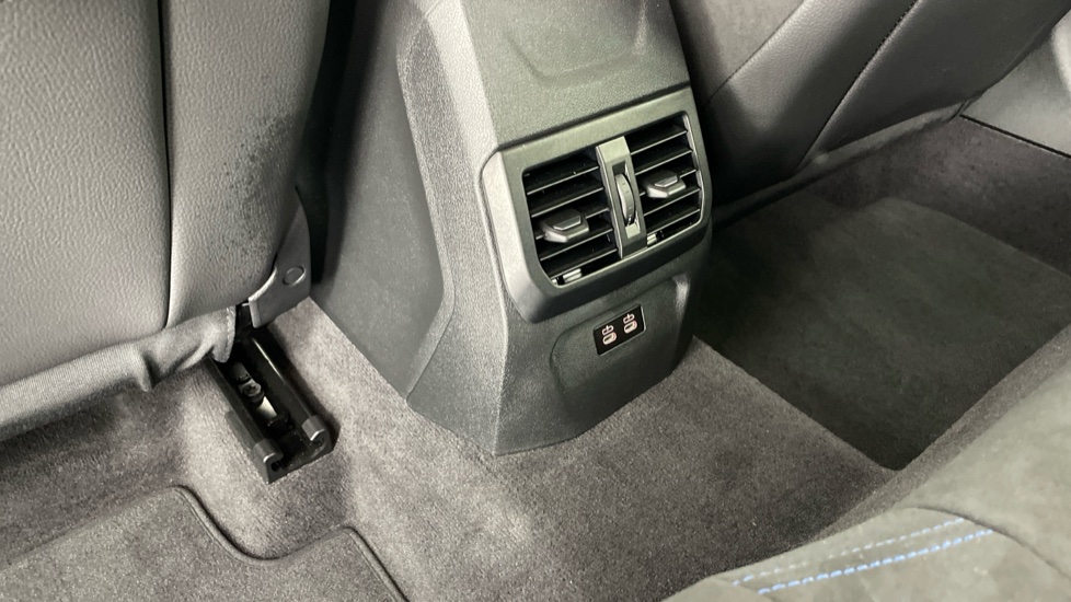 BMW 1 Series M135i xDrive 5dr Step Auto Petrol Hatchback - Image 34