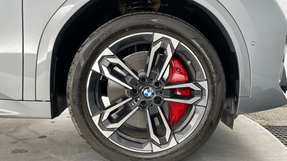 BMW iX2 230kW xDrive30 Shadow Edition 65kWh 5dr Auto Electric Hatchback - Image 14