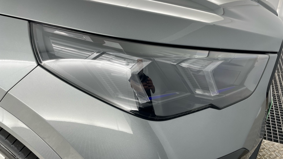 BMW iX2 230kW xDrive30 Shadow Edition 65kWh 5dr Auto Electric Hatchback - Image 23