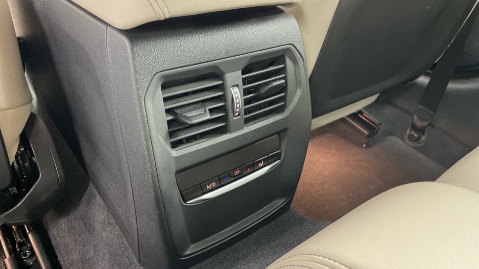 BMW 4 Series 420i M Sport 2dr Step Auto Petrol Convertible - Image 30