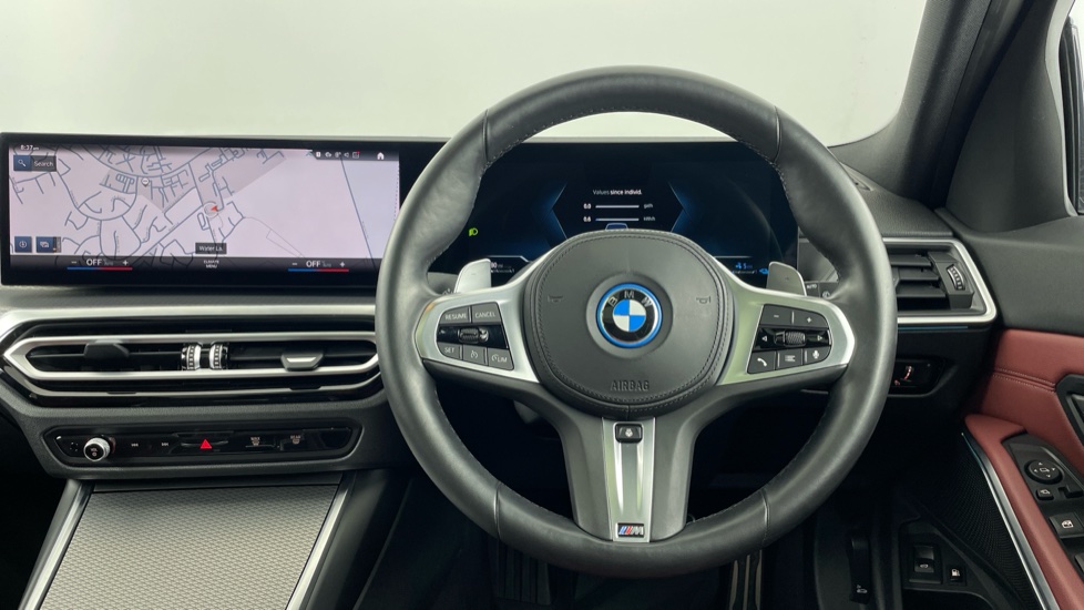 BMW 3 Series 330e xDrive M Sport 5dr Step Auto Estate - Image 5