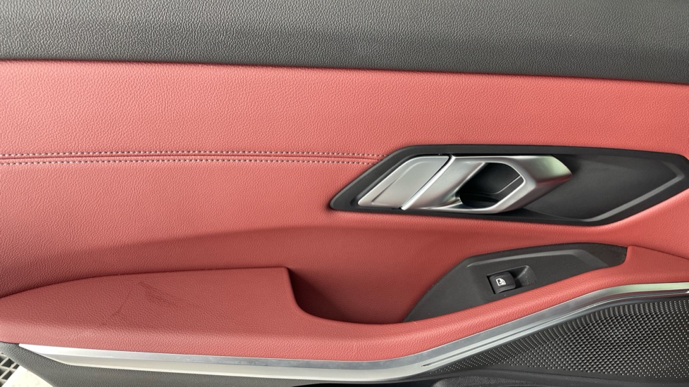 BMW 3 Series 330e xDrive M Sport 5dr Step Auto Estate - Image 30